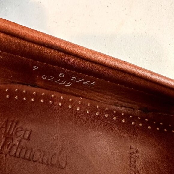 Allen Edmonds Nashua Loafer Mens Size 9  Brown Leather Rubber Sole Tassel
